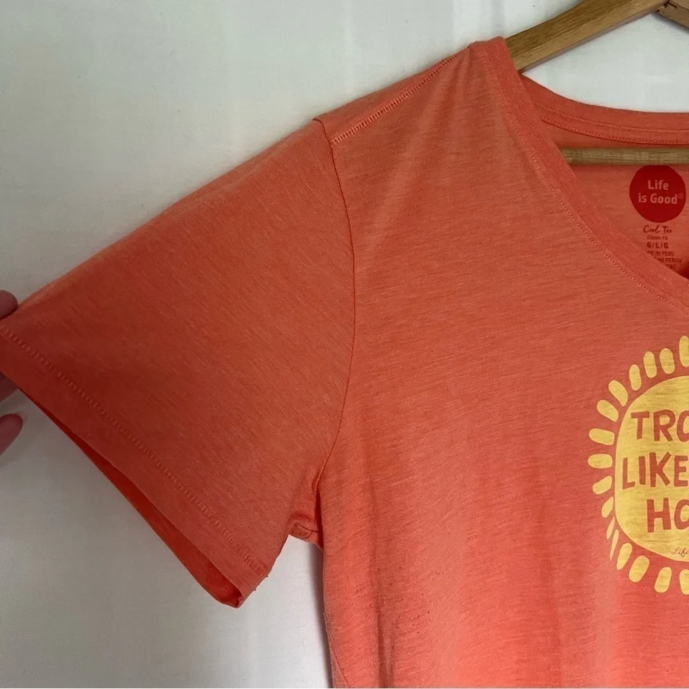 Life is Good cool tee v neck “tropic like it’s hot” sun coral and yellow tee L